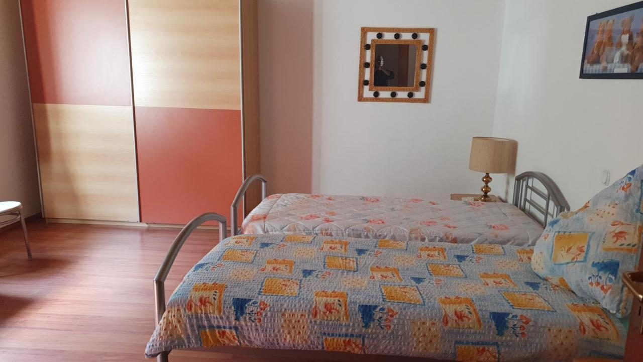 Ferienwohnung Am Rauenhuebel Völklingen Exterior foto